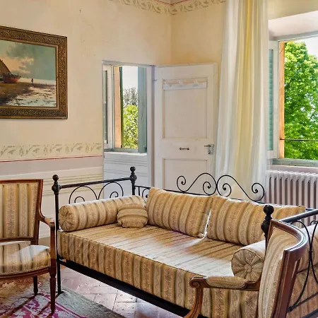 Lavish In With Swimming Pool * Filottrano